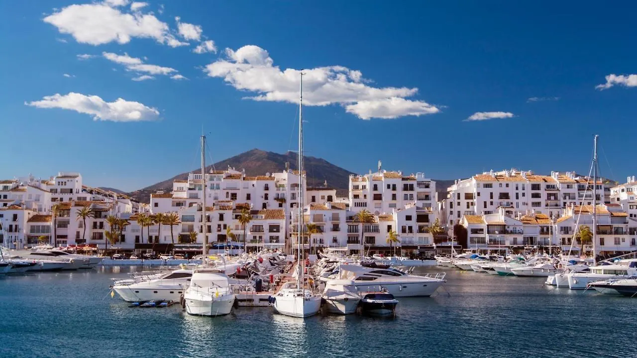 Oleholidays 411 Romana Playa Junto A La Playa Marbella Lägenhet