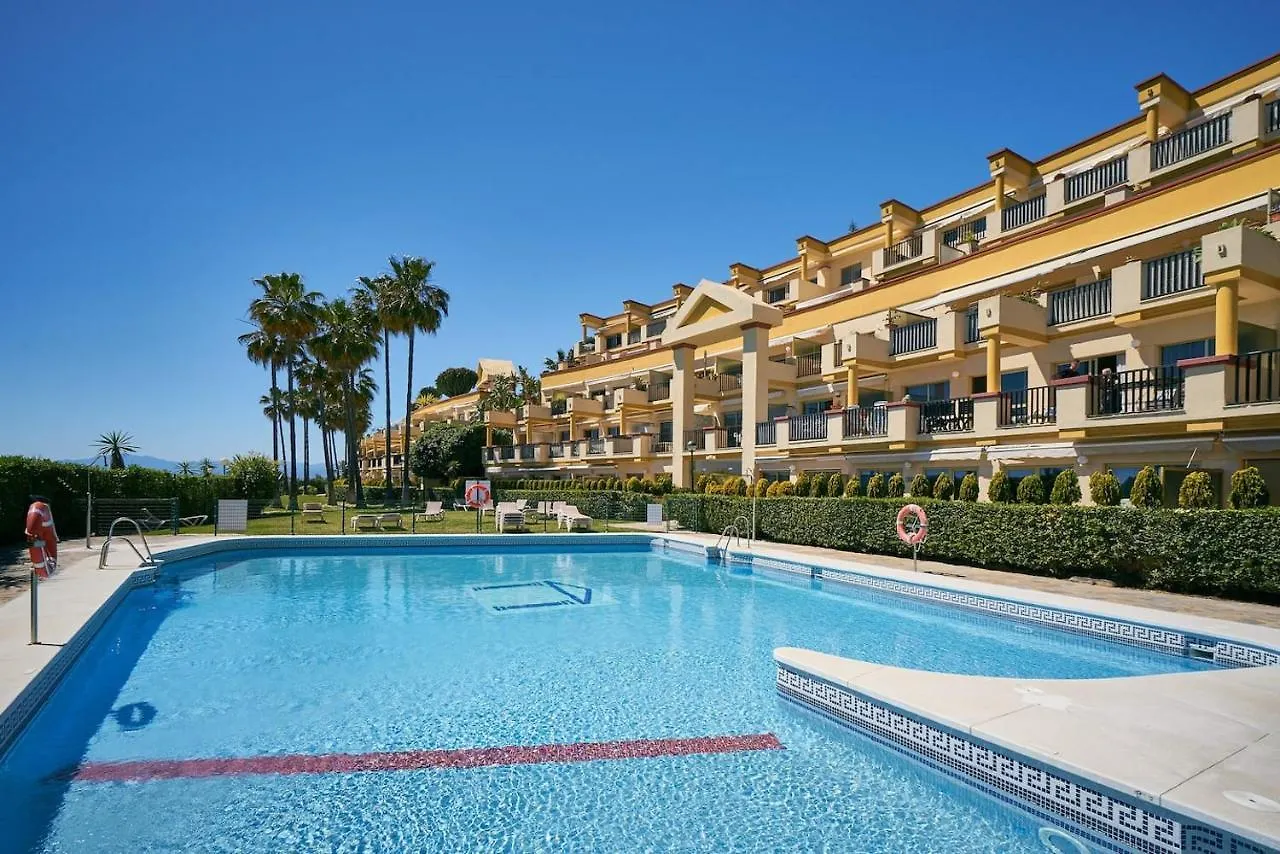 OleHolidays 411 Romana Playa junto a la playa Marbella 0*,  España